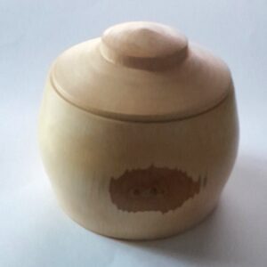 Bauchige Ahorn Dose  / handgedrechselt