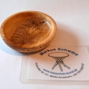 Kleiner Teller aus Eichenholz / handgedrechselt