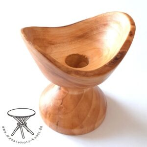 Kerzenständer aus Wacholderholz / handgedrechselt